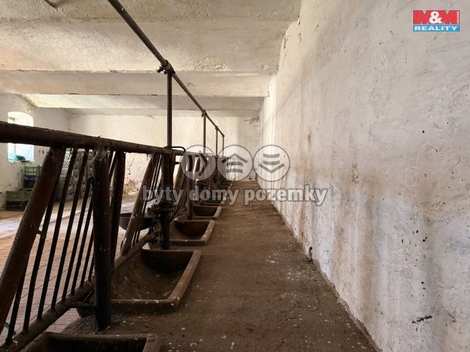 Prodej, Zemědělská usedlost, Chrášťany