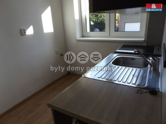Pronájem, Byt 1+1, Petřvald