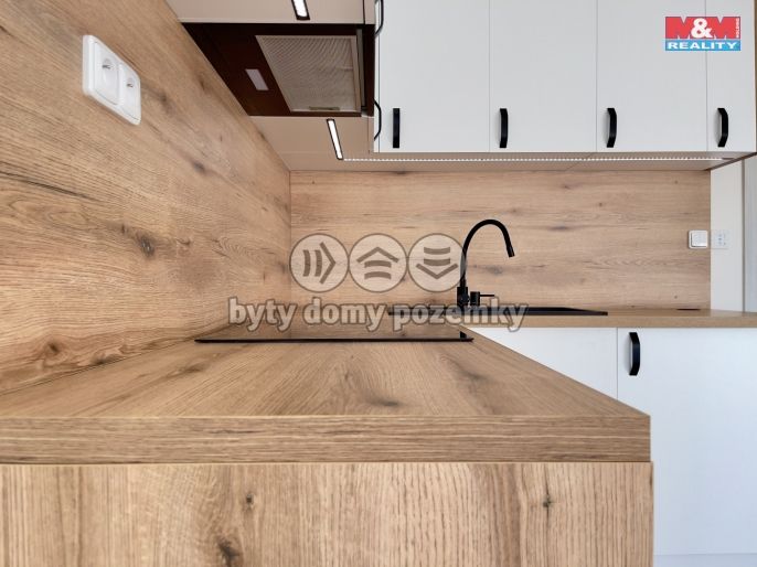 Pronájem, Byt 1+kk, Zlín