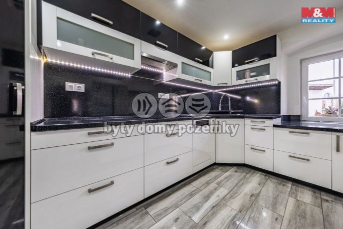 Prodej, Rodinný dům, Okounov