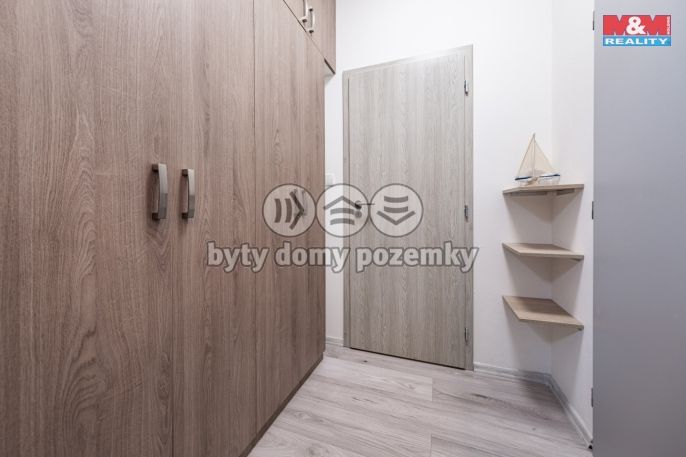 Prodej, Byt 1+kk, Milovice