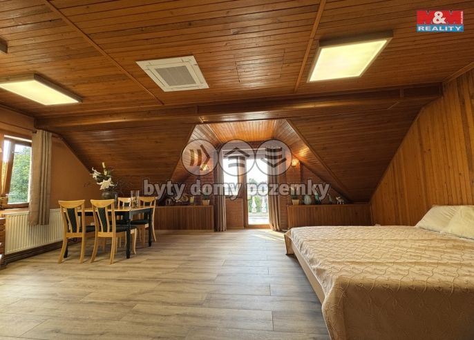 Pronájem, Byt 1+kk, Bříství