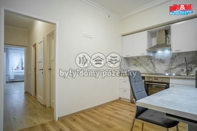 Pronájem, Byt 1+1, Karlovy Vary