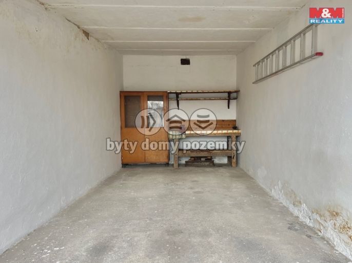 Prodej, Garáž, Most