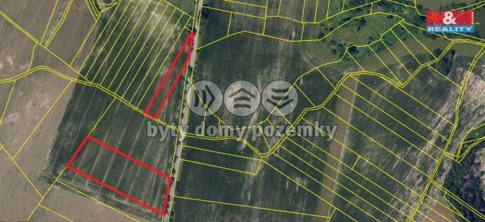 Prodej, Pole, Předhradí