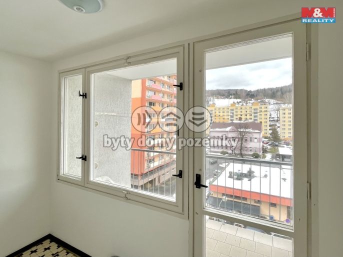 Pronájem, Byt 1+1, Desná
