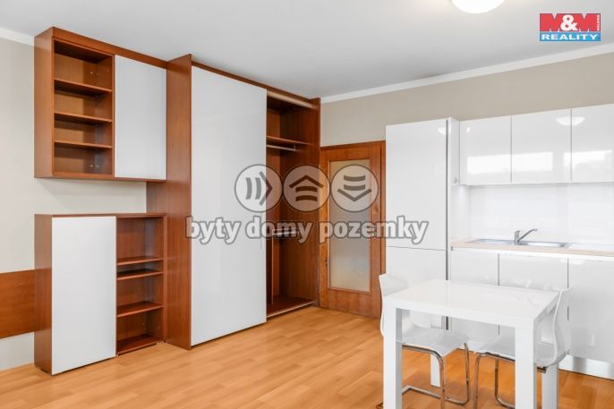 Prodej, Byt 1+kk, Praha