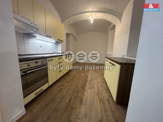 Pronájem, Byt 2+kk, Benešov nad Ploučnicí