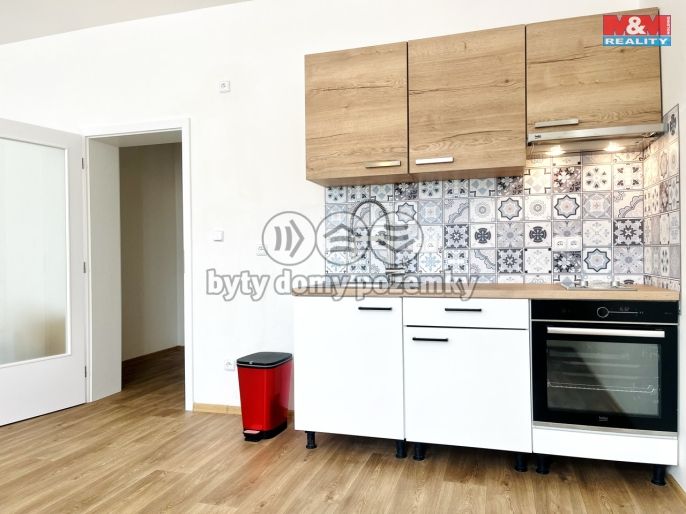 Pronájem, Byt 1+kk, Jablonec nad Nisou