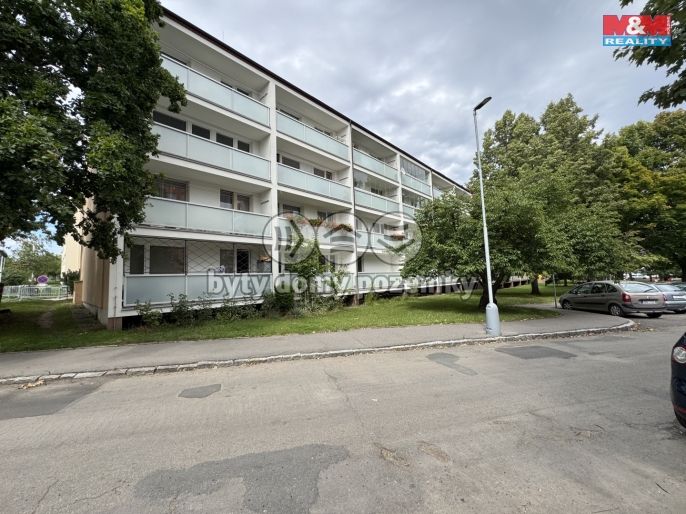 Pronájem, Byt 1+kk, Slaný