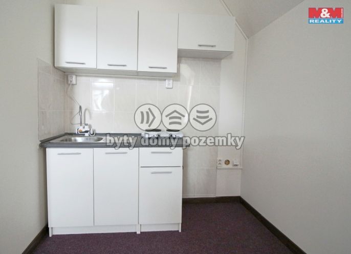 Pronájem, Byt 1+kk, Trutnov