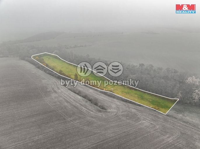 Prodej, Pole, Klobuky