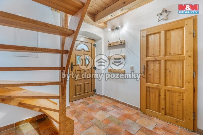 Prodej, Rodinný dům, Domousnice