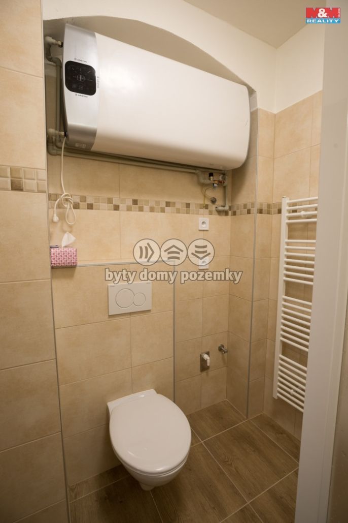 Pronájem, Byt 1+kk, Jindřichův Hradec