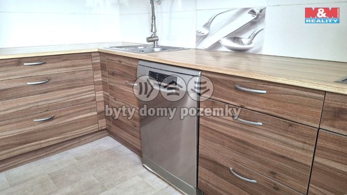 Pronájem, Byt 4+1, Nový Bor
