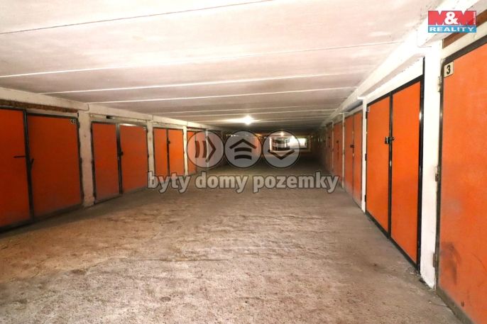 Prodej, Garáž, Most