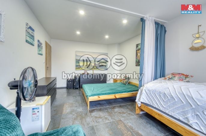 Prodej, Byt 4+1, Černošice