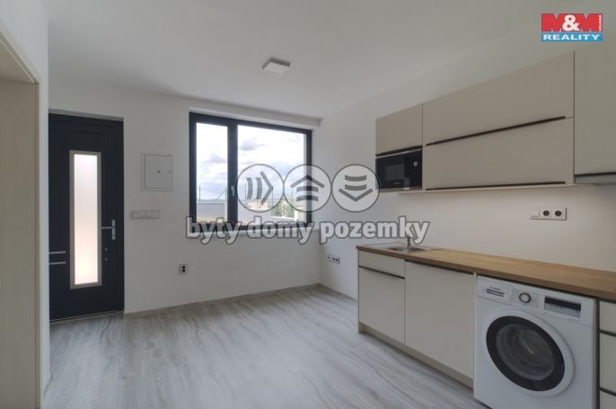Pronájem, Byt 1+kk, Praha