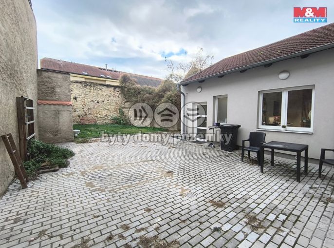 Pronájem, Byt 2+kk, Slaný