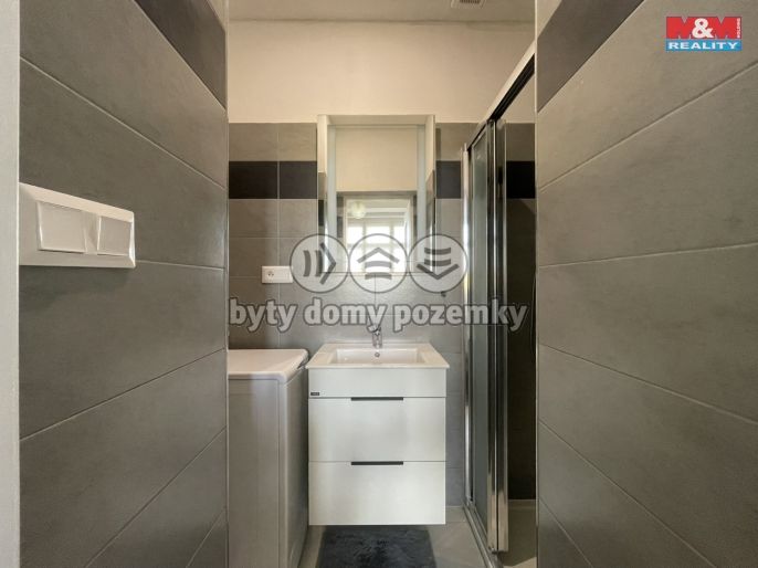 Pronájem, Byt 1+kk, Praha