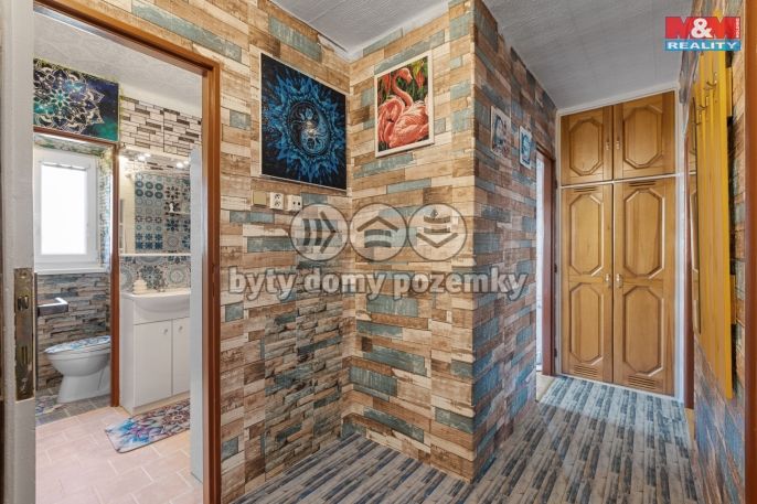 Prodej, Byt 3+1, Jesenice