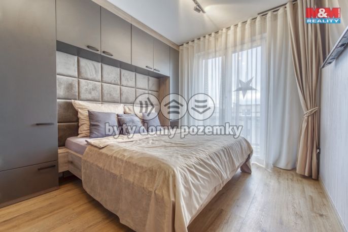 Pronájem, Byt 3+kk, Vochov