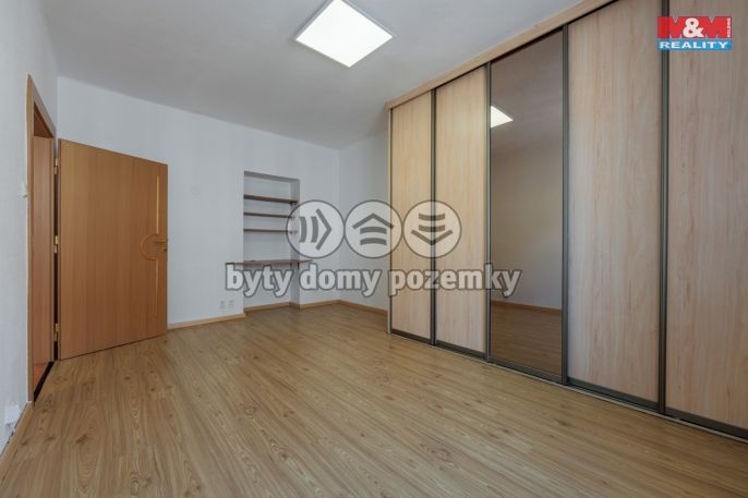 Pronájem, Byt 3+1, Cheb