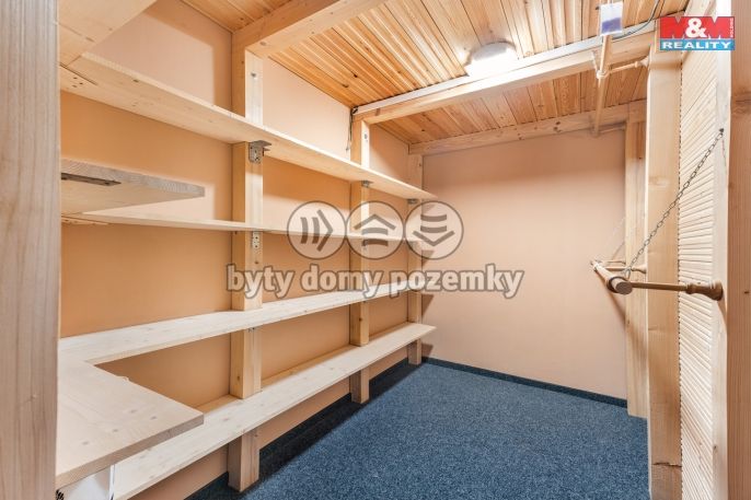 Prodej, Byt 3+1, Desná