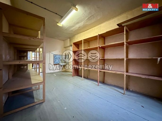 Pronájem, Obchod a služby, Králíky