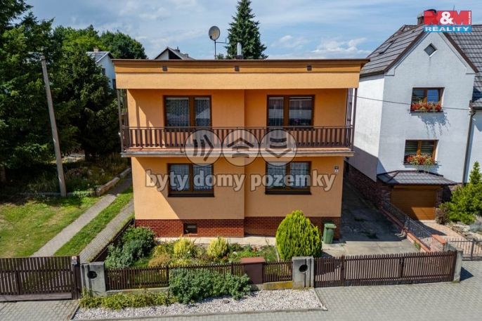 Prodej, Obchod a služby, Píšť
