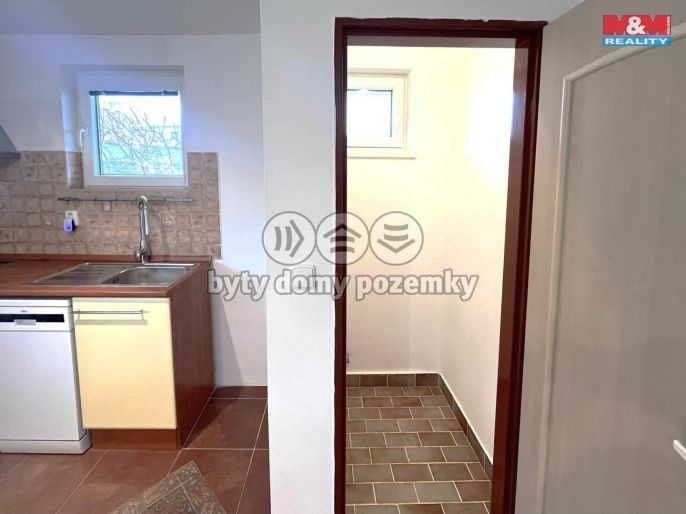 Pronájem, Byt 1+1, Pchery
