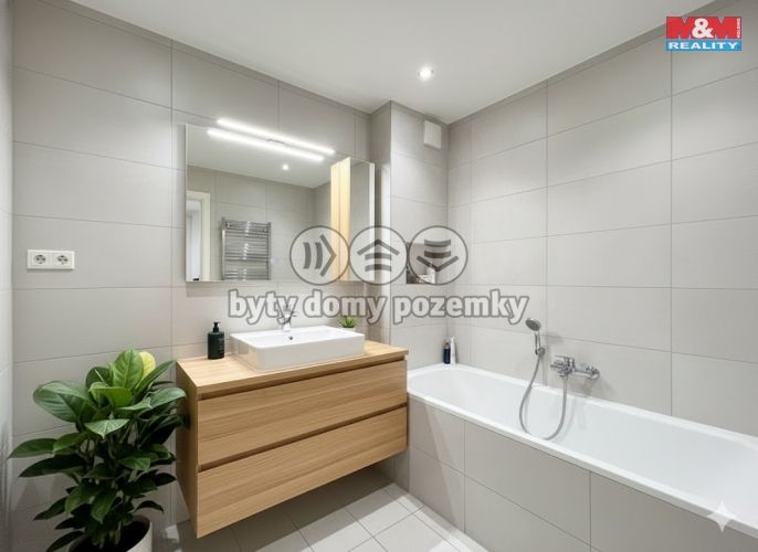 Prodej, Byt 4+1, Most