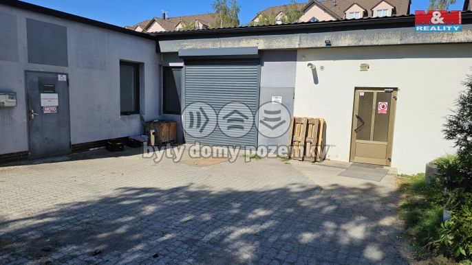Pronájem, Obchod a služby, Chrášťany