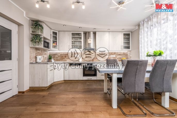 Prodej, Rodinný dům, Kostomlátky