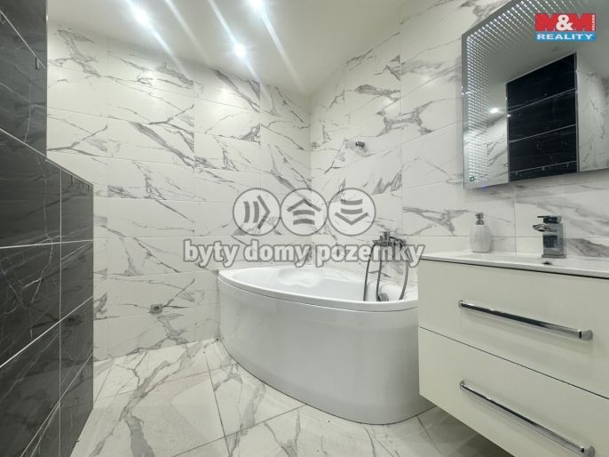 Prodej, Byt 3+1, Chomutov