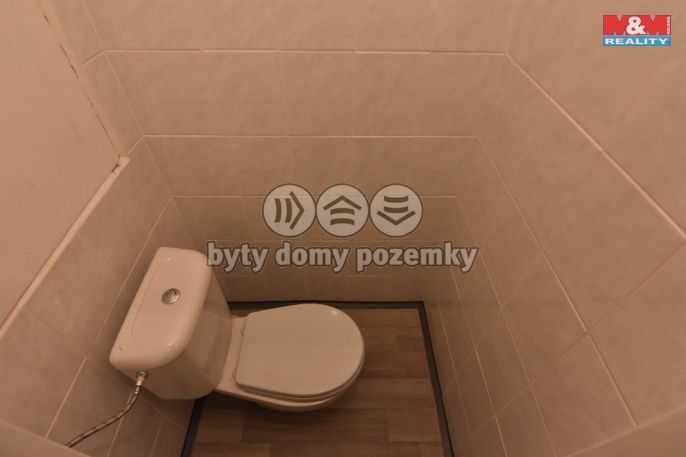 Pronájem, Byt 1+1, Milovice