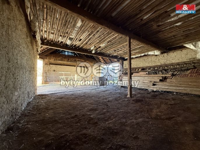 Prodej, Zemědělská usedlost, Chrášťany