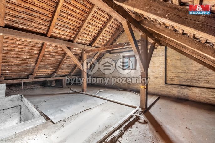 Prodej, Rodinný dům, Staré Jesenčany