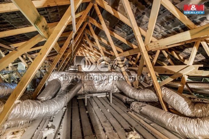 Prodej, Obchod a služby, Krnsko