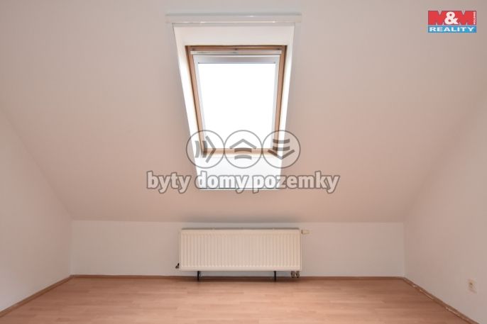 Prodej, Byt 4+1, Střemy