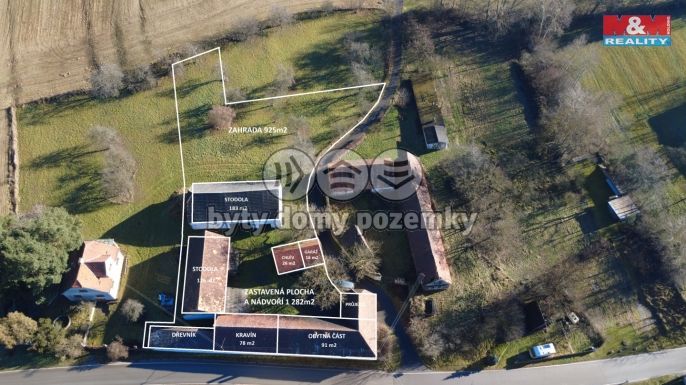 Prodej, Zemědělská usedlost, Chrášťany