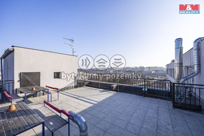 Prodej, Byt 1+kk, Praha