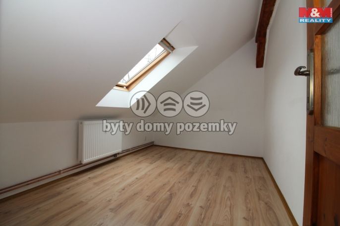 Pronájem, Byt 1+1, Cvikov