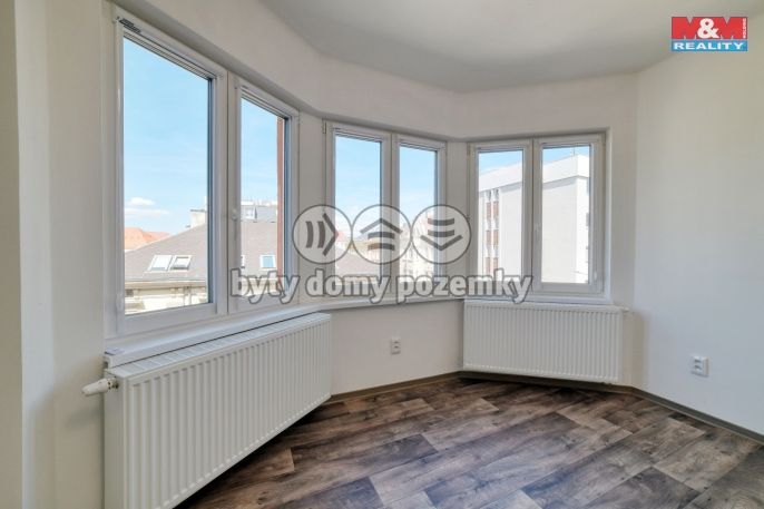 Prodej, Byt 4+1, Cheb