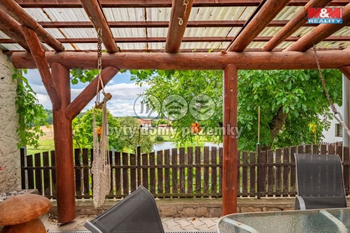 Prodej, Zemědělská usedlost, Dobev