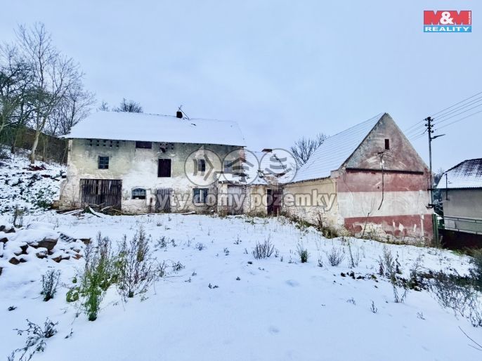 Prodej, Zemědělská usedlost, Pnětluky