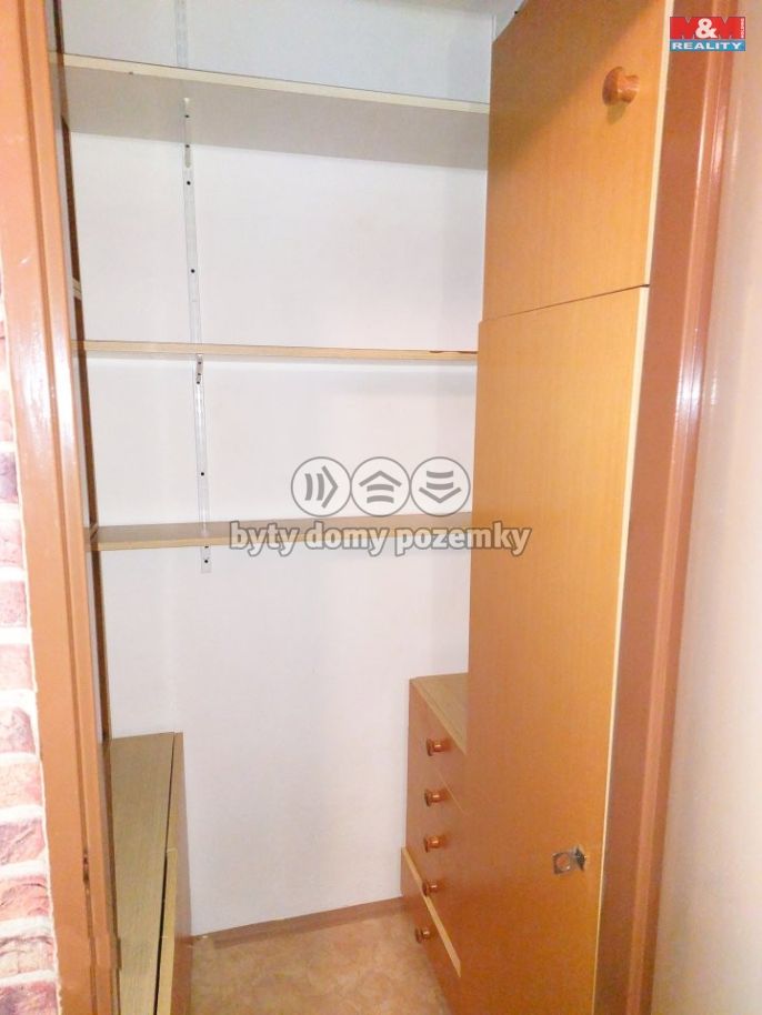 Pronájem, Byt 1+1, Mělník