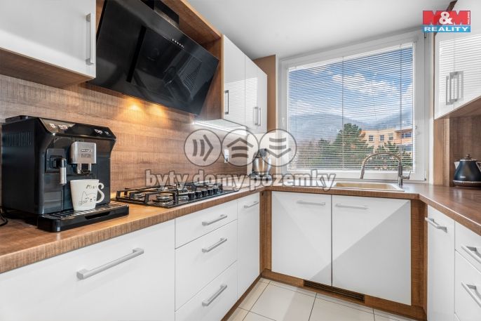 Prodej, Byt 4+1, Chlumec