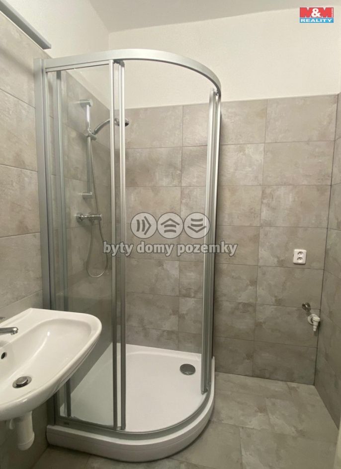Pronájem, Byt 2+1, Děčín