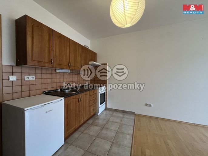 Pronájem, Byt 1+kk, Zlín